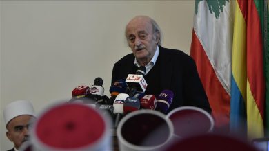 Photo of جنبلاط يدعو إلى وقف نار بالسويداء تمهيدا لحوار ينهي الأزمة