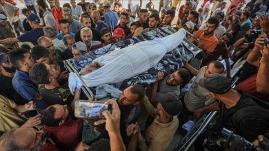 Photo of صحة غزة: ارتفاع حصيلة شهداء الإبادة الإسرائيلية إلى 62 ألفا و744