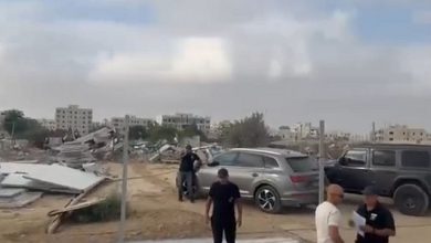 Photo of السلطات الإسرائيلية تهدم منازل ومنشآت في رهط وتشرّد أكثر من 150 شخصًا بزعم “البناء غير المرخص”