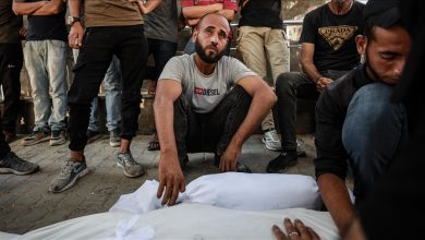 Photo of الاحتلال الإسرائيلي يقتل 24 فلسطينيا بغزة