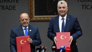 Photo of تركيا وسوريا توقعان بروتوكولا لتأسيس لجنة اقتصادية وتجارية مشتركة