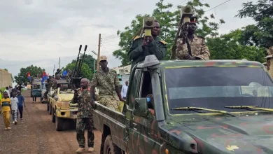 Photo of اشتباكات عنيفة بالفاشر وتحذير من أزمة إنسانية وصحية حادة