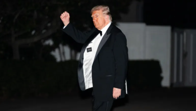 Photo of الديمقراطيون يحذرون: ترامب يسير بنا نحو الديكتاتورية