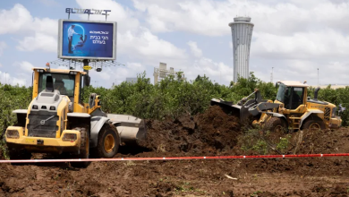 Photo of إسرائيل تعلن اعتراض صاروخ من اليمن تسبب بإغلاق مطار بن غوريون (شاهد)