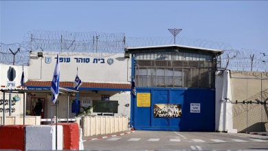 Photo of ثلث المعتقلين الفلسطينيين في السجون الإسرائيلية بلا تهم