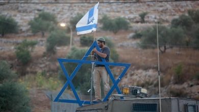 Photo of الضفة.. اعتداءات المستوطنين توقف ضخ المياه لآلاف الفلسطينيين