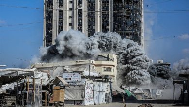Photo of الدفاع المدني بغزة: إسرائيل قصفت خلال 72 ساعة 5 أبنية سكنية و350 خيمة (فيديو)