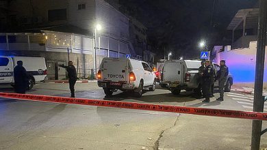 Photo of اعتقال مشتبهيْن في إطلاق النار الذي أسفر عن مقتل شرطي الليلة الماضية