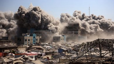 Photo of الحرب على غزة: تصعيد إسرائيلي واسع واستهداف مناطق تجمع النازحين