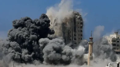 Photo of حكومة غزة: قصف إسرائيل للأبراج السكنية جريمة حرب وتهجير قسري