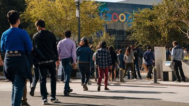 Photo of ترامب يفرض رسوماً على تأشيرات العمل ويطلق “البطاقة الذهبية” للمهاجرين المتميزين