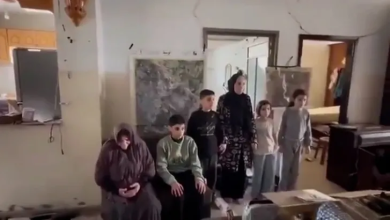 Photo of جندي إسرائيلي يفتخر باختطاف عائلة فلسطينية من غزة يثير غضبا واسعا (شاهد)