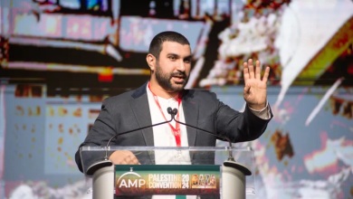 Photo of واشنطن تعتقل معلقا بريطانياً لانتقاده إسرائيل