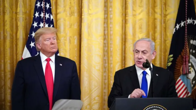 Photo of “نيويورك تايمز”: ترامب يضغط على نتنياهو ويعامله ويخضعه لتوجيهات واشنطن