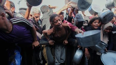 Photo of تل أبيب تفحص جثتي أسيرين وحماس تؤكد التزامها باتفاق وقف الحرب