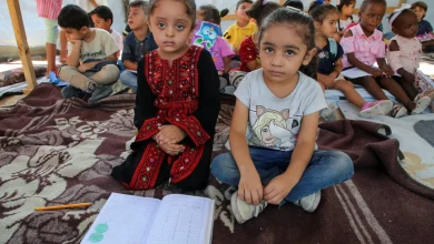 Photo of الأونروا تحذر من أزمة تعليمية حادة: أطفال غزة حُرموا من التعليم طويلاً و8 آلاف معلم مستعدون لإنقاذ جيل كامل
