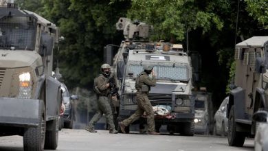 Photo of إصابة 8 عمال فلسطينيين برصاص الجيش الإسرائيلي في الضفة