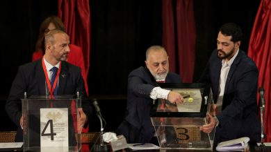 Photo of بدء فرز الأصوات في أول انتخابات برلمانية بسوريا منذ سقوط نظام الأسد