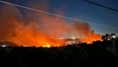 Photo of غارات إسرائيلية على الجنوب اللبناني تستهدف معارض للآليات