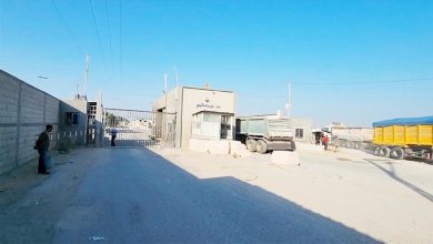 Photo of تأجيل فتح معبر رفح مع مصر.. واستمرار دخول المساعدات من “كرم أبو سالم”