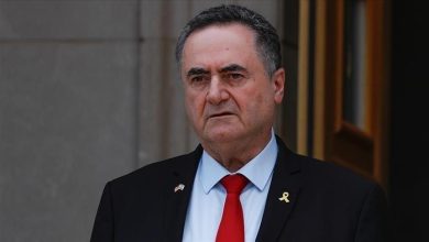 Photo of “المركز الفلسطيني للدفاع عن الأسرى”: قرار “كاتس” منع زيارات الصليب الأحمر “مقدمة لمرحلة دموية” بالسجون