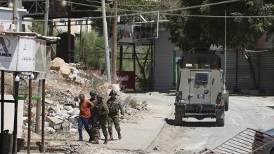 Photo of طوباس.. الجيش الإسرائيلي يعتقل ويصيب 42 فلسطينيا ويخلي منازل