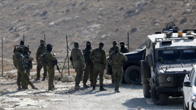 Photo of الاحتلال الإسرائيلي يخطر بهدم 7 مستودعات زراعية جنوب الضفة