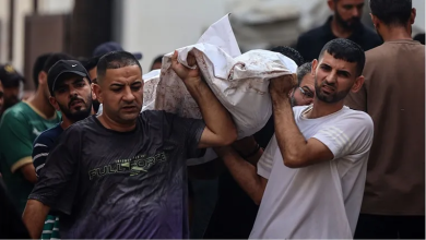 Photo of شهيدان في خانيونس بقصف للاحتلال.. واستلام المزيد من الجثامين