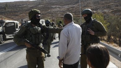 Photo of نادي الأسير: الجيش الإسرائيلي يحقق ميدانيا مع 200 فلسطيني بالضفة