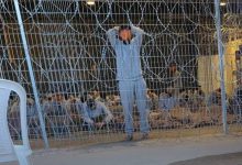 Photo of الإفراج عن معتقل فلسطيني قبل استكمال إفادته يهدّد بإضعاف قضية تعذيب الجنود في “سديه تيمان”