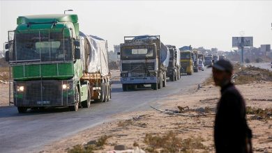 Photo of إذاعة الجيش الإسرائيلي: تل أبيب تحتفظ بالسيطرة الكاملة على إدخال المساعدات إلى غزة