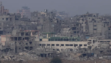 Photo of شهداء بقصف على غزة واستمرار البحث عن جثث إسرائيليين