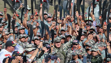 Photo of نيويورك تايمز: إدارة ترامب تدرس خيارات عمل عسكري محتمل ضد فنزويلا