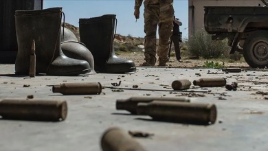 Photo of اشتباكات عنيفة بين مقاتلين قبليين وقوات تدعمها أبوظبي شرقي اليمن