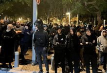 Photo of تمديد اعتقال 3 مستوطنين بشبهة الاعتداء على امرأة عربية في يافا