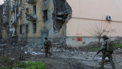 Photo of روسيا تعلّق الرحلات في 4 مطارات وسومي الأوكرانية تغرق في الظلام