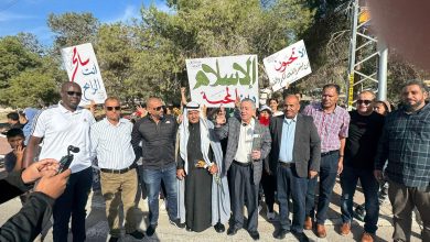 Photo of بلدية رهط تنظم سلسلة بشرية ضد العنف