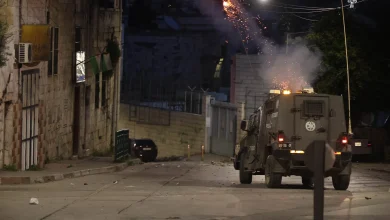 Photo of اقتحامات ليلية واسعة في الضفة: اعتقالات وتخريب واعتداءات تطال مدنًا عدة