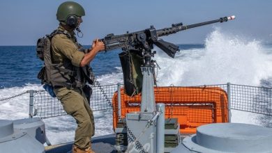 Photo of الاحتلال يعتقل 4 صيادين فلسطينيين قبالة غزة