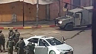 Photo of استشهاد عامل نظافة وشاب برصاص الاحتلال في باب الزاوية بالخليل