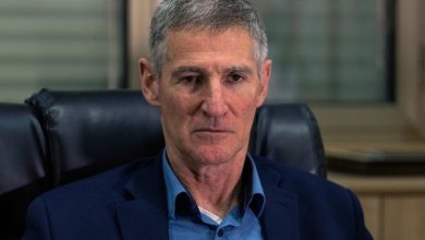 Photo of غولان يهاجم حكومة نتنياهو: كان يمكن إنقاذ محتجزين ظهروا أحياء في غزة لولا تفضيل “النصر المطلق”