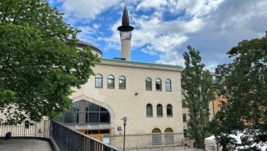 Photo of السويد: اعتداء عنصري يستهدف مسجد ستوكهولم
