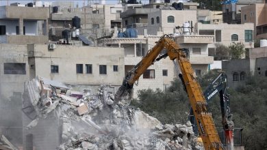 Photo of الاحتلال يهدم منازل ومنشآت ويشرد عائلات في الخليل وبيت لحم