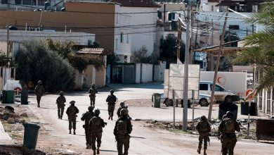 Photo of الضفة.. الاحتلال يقتحم جامعة بيرزيت ويطلق الغاز والرصاص