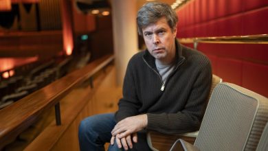 Photo of الجوائز وأسئلة الكتابة.. الرواية في عامٍ مضطرب