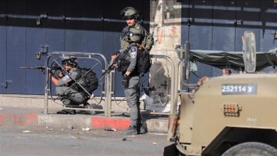 Photo of الاحتلال يعتقل عشرات الفلسطينيين بالضفة