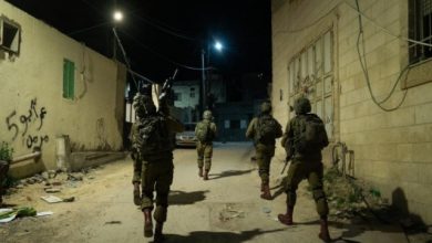 Photo of اقتحامات واعتقالات واعتداءات للمستوطنين خلال تصعيد واسع في الضفة الغربية