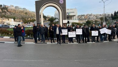 Photo of احتجاجات في بلدات عربية ضد تفشي الجريمة… واعتقال متظاهر في أم الفحم بسبب لافتة