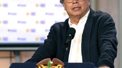 Photo of بيترو يتهم واشنطن بإشعال حروب من أجل النفط ويحذّر من “تهديد حقيقي” بتدخل عسكري أميركي في كولومبيا