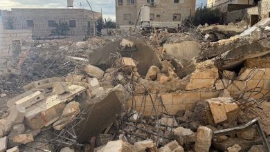 Photo of قوات الاحتلال تهدم منزل عائلة الشهيد عمران الأطرش في الخليل